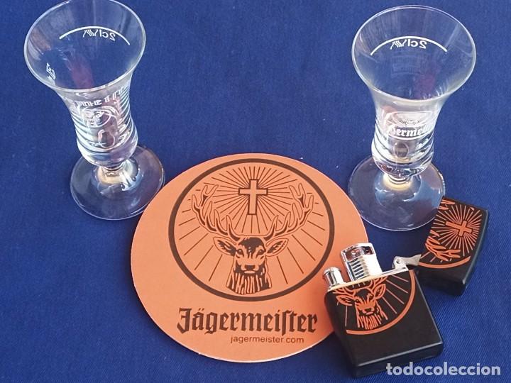 Coleccionismo: 2 Copas de licor J&auml;germeister,1 Posavaso y encendedor
