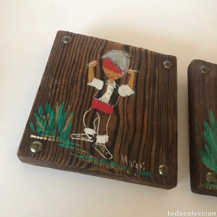 Coleccionismo: Pareja de retablos pintados a mano - Foto 2