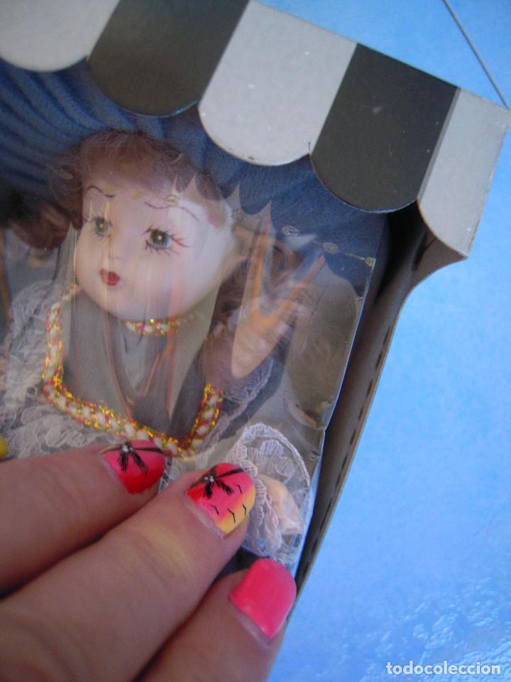 Coleccionismo: Mu&ntilde;eca de porcelana 21 cm - Foto 10
