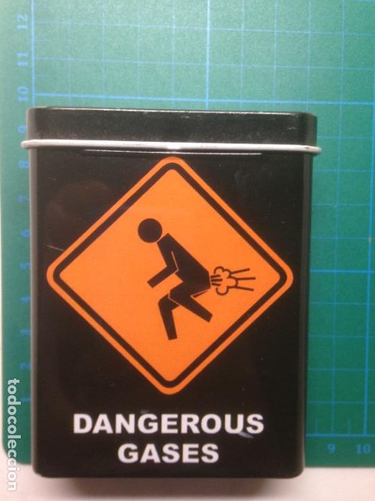Coleccionismo: PITILLERA DANGEROUS GASES - Foto 1