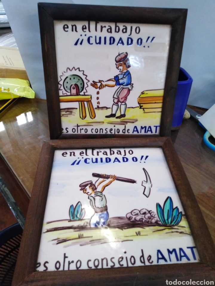 Coleccionismo: PAREJA DE LADRILLOS ENMARCADOS-PREVENCI&Oacute;N DE SEGURIDAD AMAT,A&Ntilde;OS 70,TRABAJO EN EL CAMPO,17X17