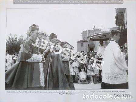 Collectionnisme: ANTIGUA LAMINA DE TERRASSA - TRES BISBES A LA PLA&Ccedil;A VELLA - ANY 1958 -