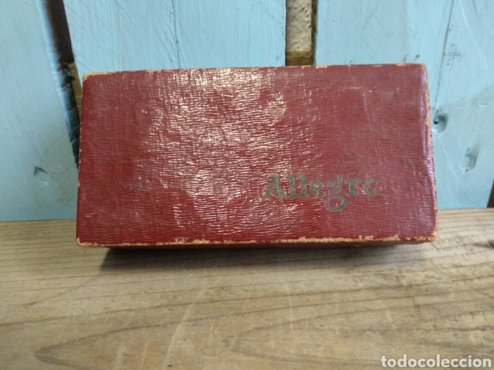 Coleccionismo: Antigua máquina de afilar hojas Allegro - Foto 9 - 221230208