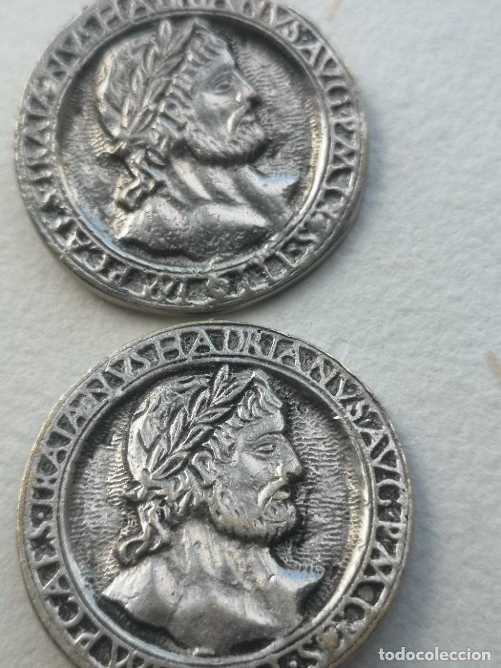 Coleccionismo: Botones antiguos tipo moneda romana - Foto 6