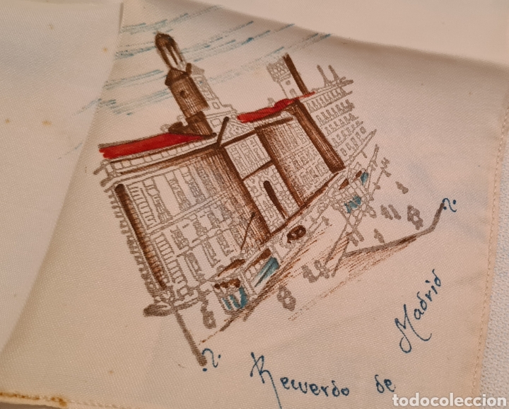 Coleccionismo: Lote de 4 pa&ntilde;uelos de seda. Edificios. Recuerdo de Madrid - Foto 3