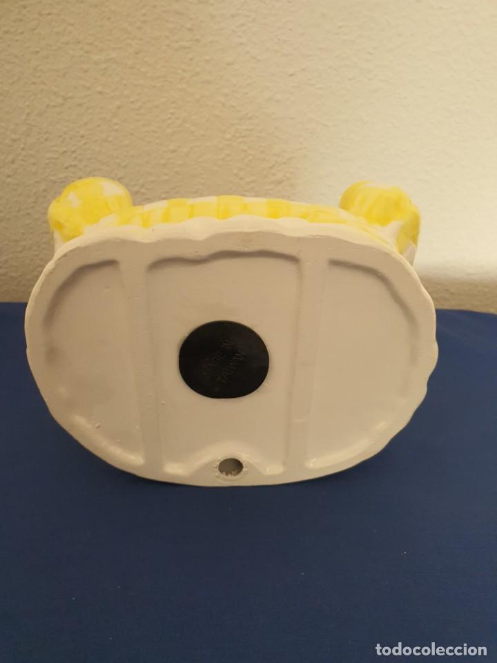 Coleccionismo: PORTA MOVIL Y HUCHA FORMA SOFA - Foto 5