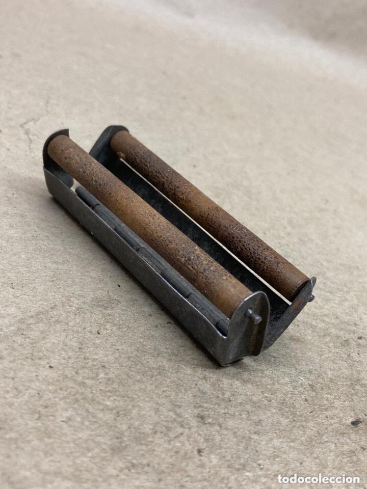 Coleccionismo: M&aacute;quina de liar tabaco siglo pasado - Foto 3