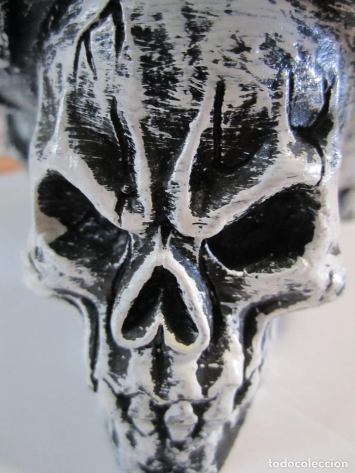 Coleccionismo: vela con calaveras - Foto 6