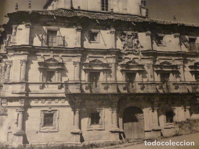 Coleccionismo: VILLACARRIEDO CANTABRIA PALACIO DE SO&Ntilde;ANES ANTIGUA LAMINA HUECOGRABADO