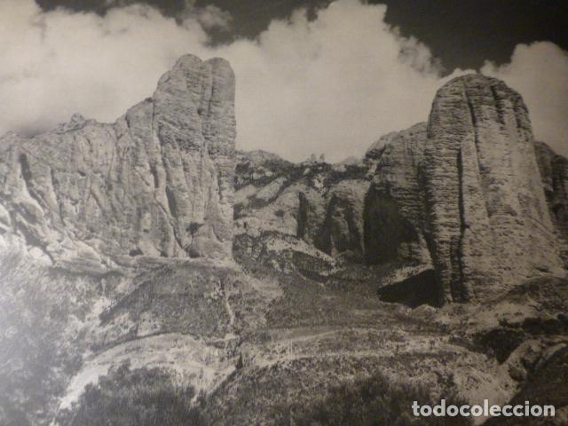 Coleccionismo: LOS MALLOS DE RIGLOS HUESCA VISTA ANTIGUA LAMINA HUECOGRABADO