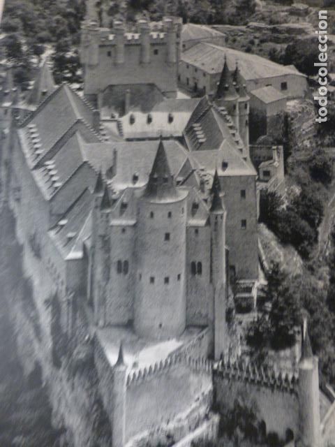 Collectionnisme: SEGOVIA EL ALCAZAR VISTA AEREA ANTIGUA LAMINA HUECOGRABADO