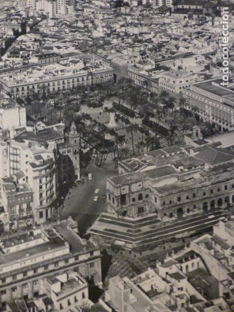 Sammelleidenschaft Papier: SEVILLA LA PLAZA NUEVA VISTA AEREA ANTIGUA LAMINA HUECOGRABADO