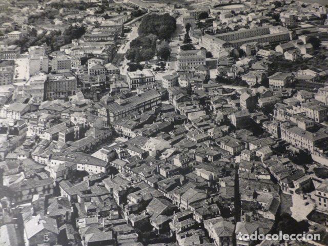 Coleccionismo: PONTEVEDRA VISTA AEREA ANTIGUA LAMINA HUECOGRABADO