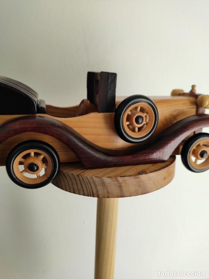 Coleccionismo: Coche artesanal en madera - Foto 2