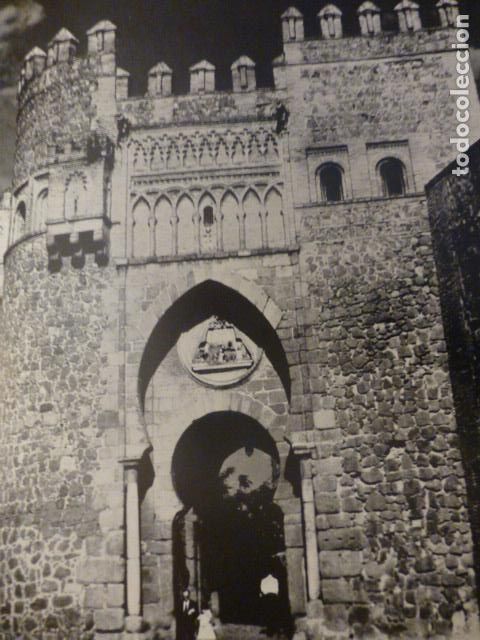 Colecionismo: TOLEDO PUERTA DEL SOL ANTIGUA LAMINA HUECOGRABADO A&Ntilde;OS 50