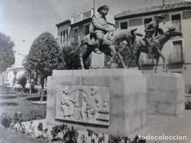 Coleccionismo: CAMPO DE CRIPTANA CIUDAD REAL PLAZA MAYOR ANTIGUA LAMINA HUECOGRABADO