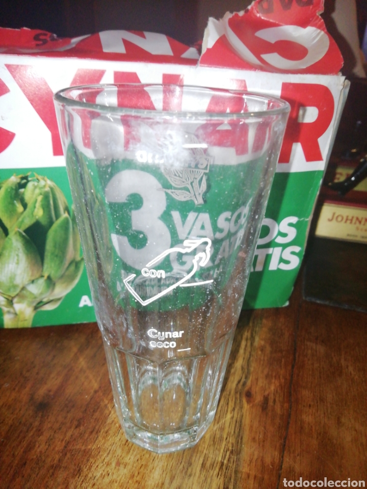 Coleccionismo: Caja con 3 vasos CYNAR - Foto 3