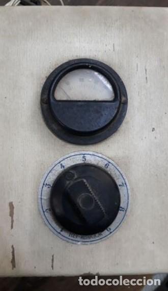 Coleccionismo: ANTIGUO Y GRANDE ELEVADOR RED.125/250 V