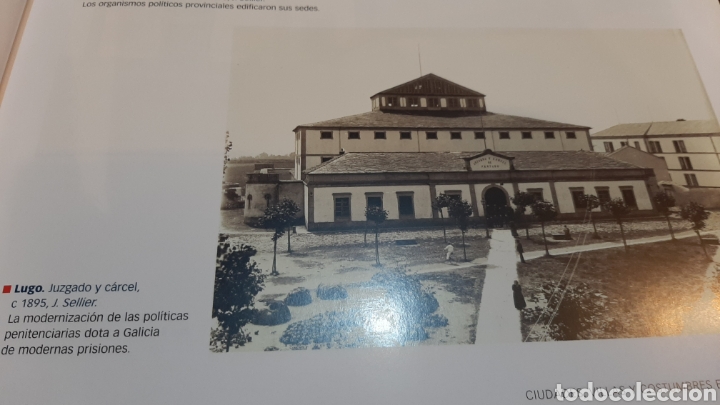 Coleccionismo: LAMINA DE LIBRO MODERNO LUGO 1885 JUZGADO Y C&Aacute;RCEL
