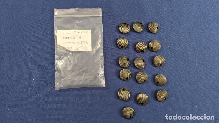 Collectionnisme: BOLSITA CON 16 BOTONES CL&Aacute;SICOS