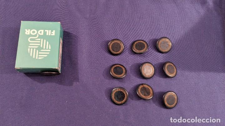 Collectionnisme: CAJITA CON 10 BOTONES FANTAS&Iacute;A