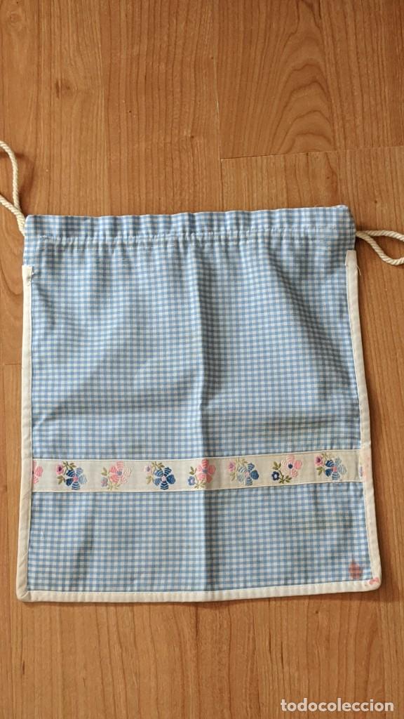 Collecting: ANTIGUA BOLSITA INFANTIL