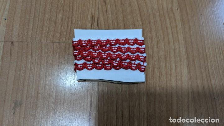 Collectionnisme: CUBRE COSTURAS TAPICER&Iacute;A ROJO Y BLANCO 0,70 METROS