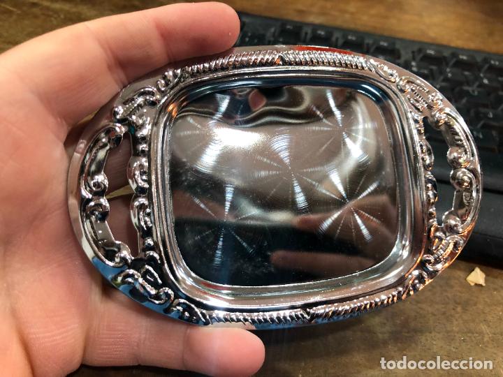 Coleccionismo: ANTIGUA BANDEJA PEQUE&Ntilde;A DE METAL - MEDIDA 13X8,5 CM - 9