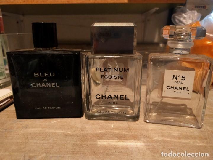 Coleccionismo: Lote 3 botellas frascos perfume cosm&eacute;tica Chanel vac&iacute;as.