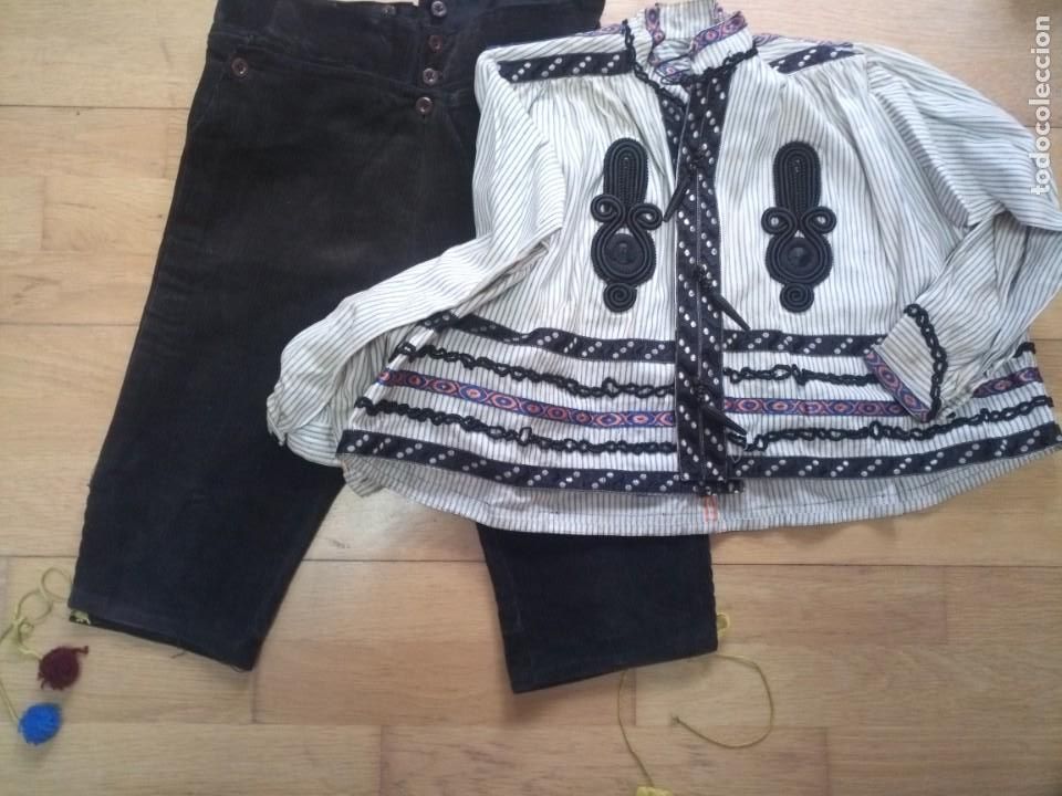 Coleccionismo: Conjunto traje danzas regional baile a&ntilde;os 40 o 50. De ni&ntilde;o