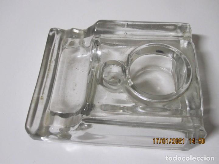 Coleccionismo: TINTERO ANTIGUO DE CRISTAL PARA PUPITRE - Foto 2