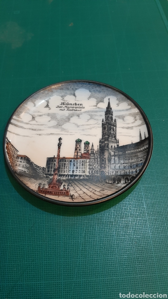 Collecting: ALEMANIA MUNCHEN DER MARIENPLATZ MIT RATHAUS PLATITO PORCELANA VINTAGE 9.5 CTS