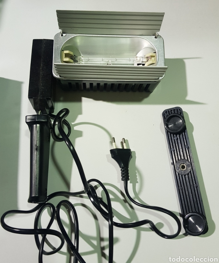 Coleccionismo: Foco de iluminacion - helios - car25 - Foto 2