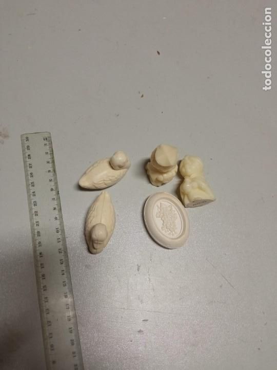 Coleccionismo: Lote de jabones de Avon - Foto 1