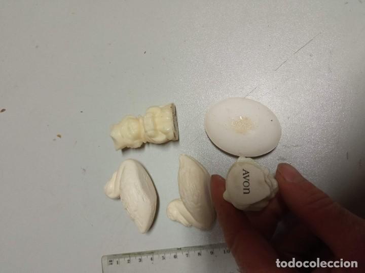 Coleccionismo: Lote de jabones de Avon - Foto 3