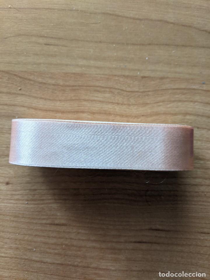 Coleccionismo: CINTA RASO ROSA 2,5 CM. ANCHO X 6,15 METROS