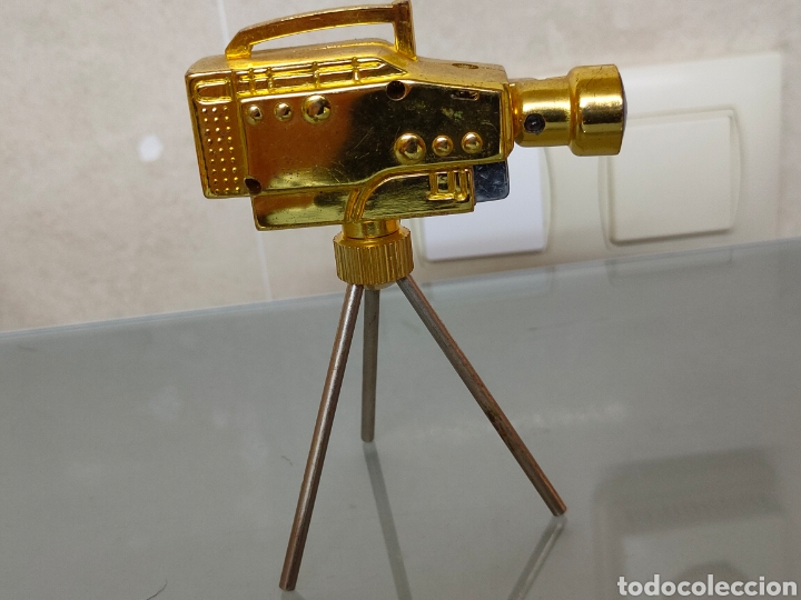 Coleccionismo: ANTIGUO ENCENDEDOR CAMARA DE CINE CON TR&Iacute;PODE FUNCIONANDO - Foto 4