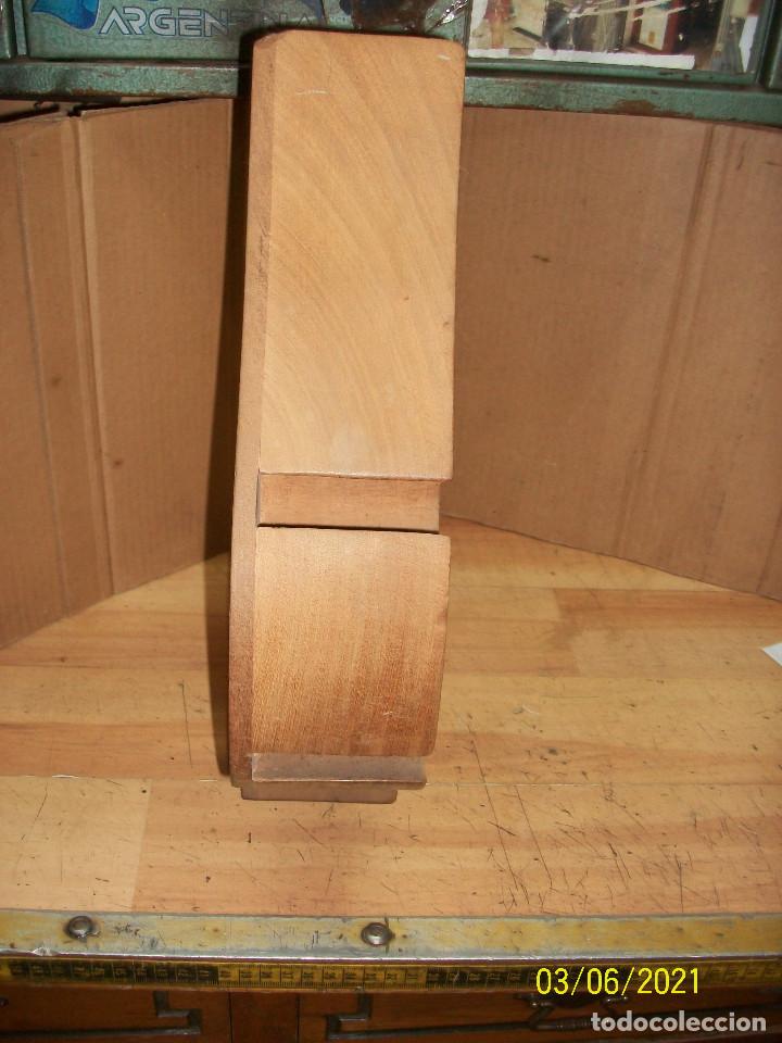Coleccionismo: FIGURA DE MADERA DEL AS DE PICA - Foto 2