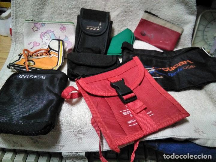 Coleccionismo: lote de peque&ntilde;os monederos - Foto 1