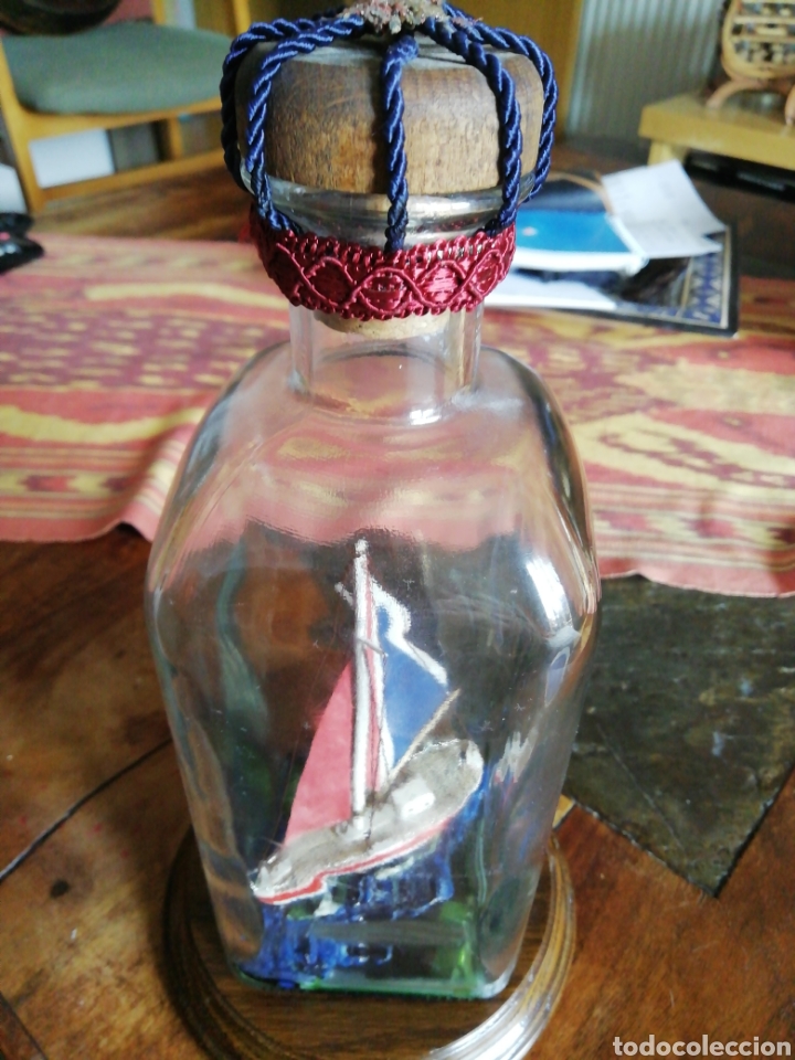 Coleccionismo: Barco en botella de cristal - Foto 4