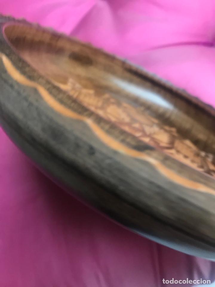 Coleccionismo: plato de madera tallada de Croacia - Foto 3
