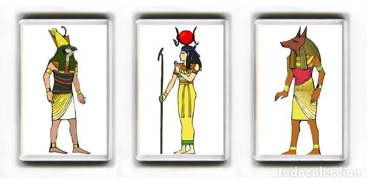 Coleccionismo: LOTE TRES IMANES ACRILICOS NEVERA - DIOSES EGIPCIOS HORUS, HATHOR, ANUBIS