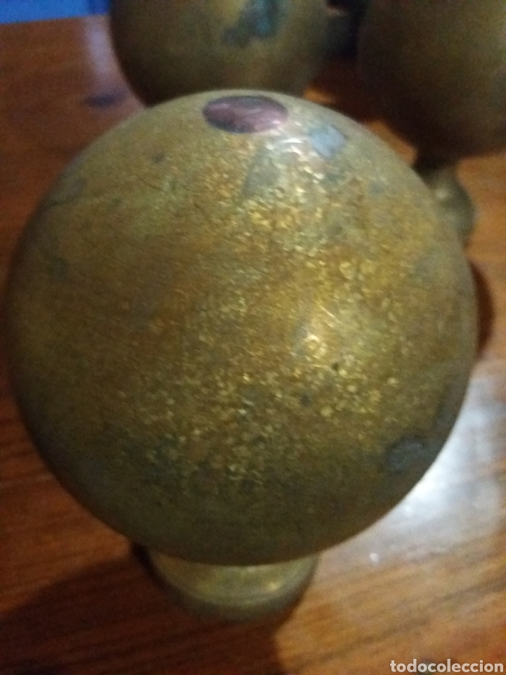Coleccionismo: Bolas de bronce de escalera o balcon - Foto 1