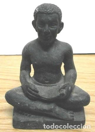 Coleccionismo: FIGURA DEL ANTIGUO EGIPTO EN RECINA, DE LA COLECCION EGIPTOMANIA. EGIP-07.