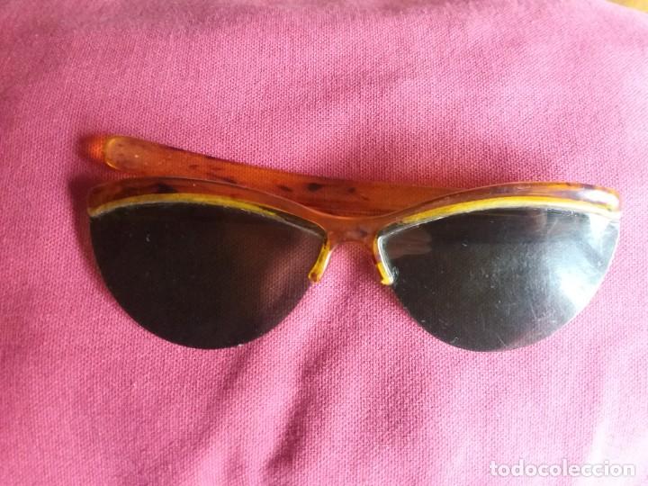 Coleccionismo: Antiguas gafas de sol de pl&aacute;stico - Foto 2