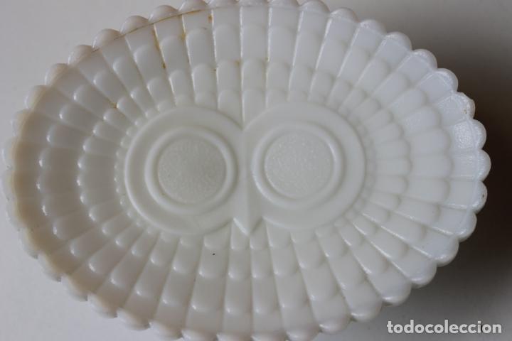 Coleccionismo: FRUTERO OPALINA BLANCA, MARCA AVON 3 - Foto 4