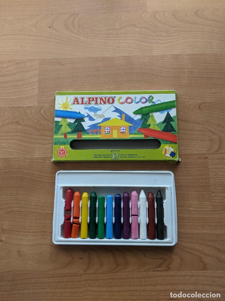 Collecting: CAJA DE 12 CERAS ALPINO COLOR USADAS