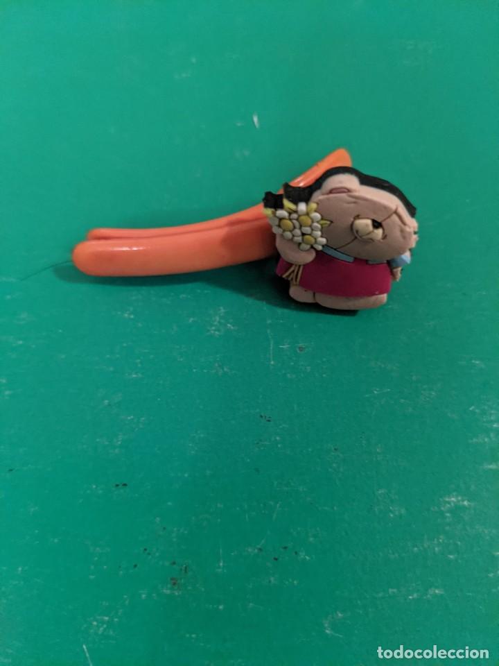 Collecting: PASADOR OSITA