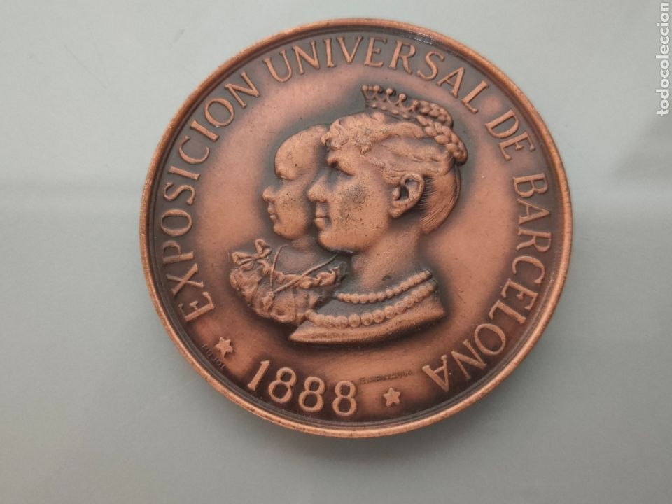 Colecionismo: ANTIGUA MEDALLA EXPOSICI&Oacute;N UNIVERSAL DE BARCELONA 1888 ESPA&Ntilde;OLA DE FINANZAS 6cm