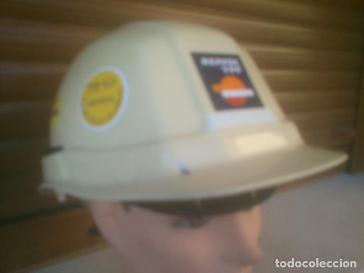 Coleccionismo: CASCO PROTECTOR.REPSOL YPF - Foto 1